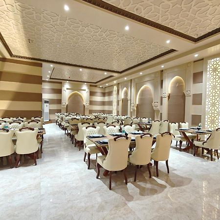The S Crown Somnath Hotel Exterior photo